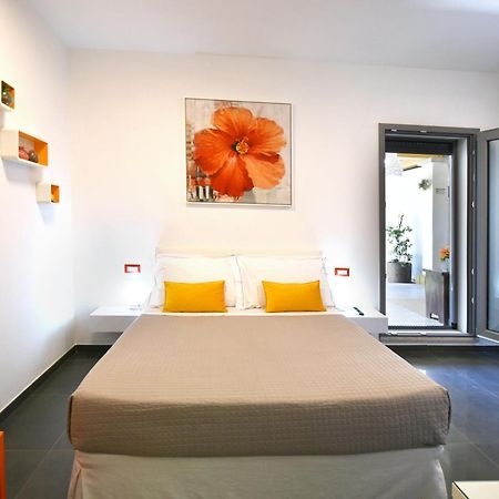 Elis B&B Villasimius Buitenkant foto