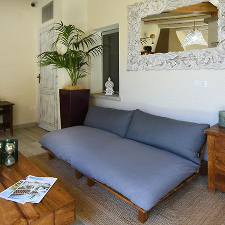 Elis B&B Villasimius Buitenkant foto