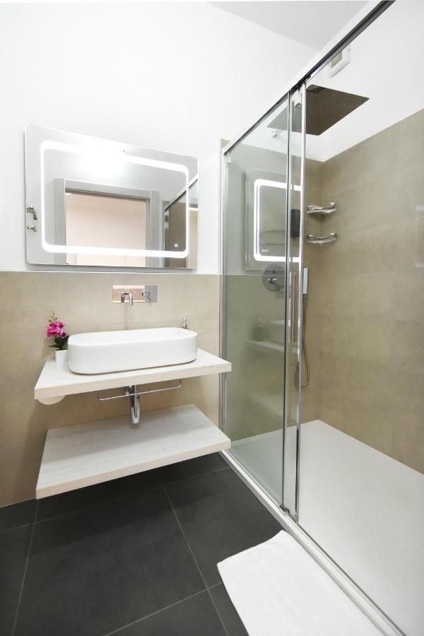 Elis B&B Villasimius Buitenkant foto