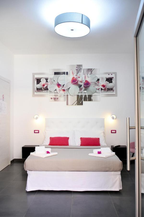 Elis B&B Villasimius Buitenkant foto
