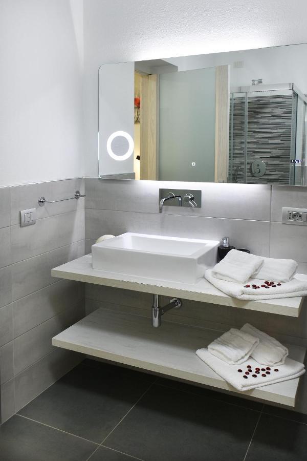 Elis B&B Villasimius Buitenkant foto